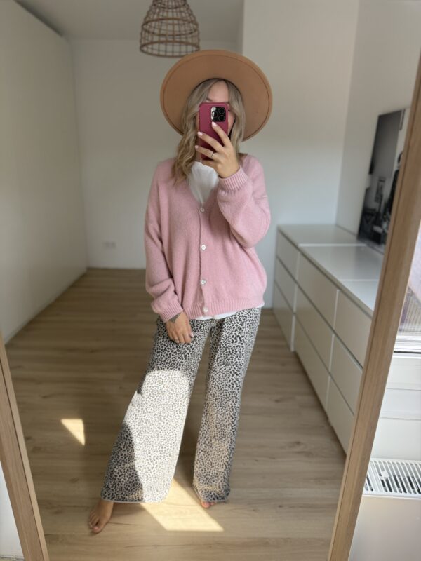 Strickjacke V-Ausschnitt – Bild 3