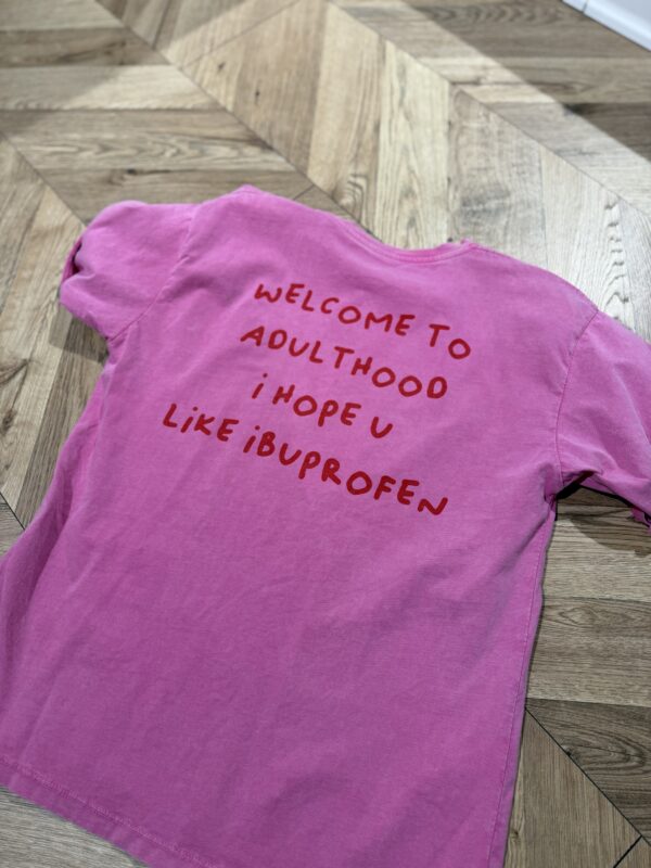 T-Shirt ADULTHOOD – Bild 2