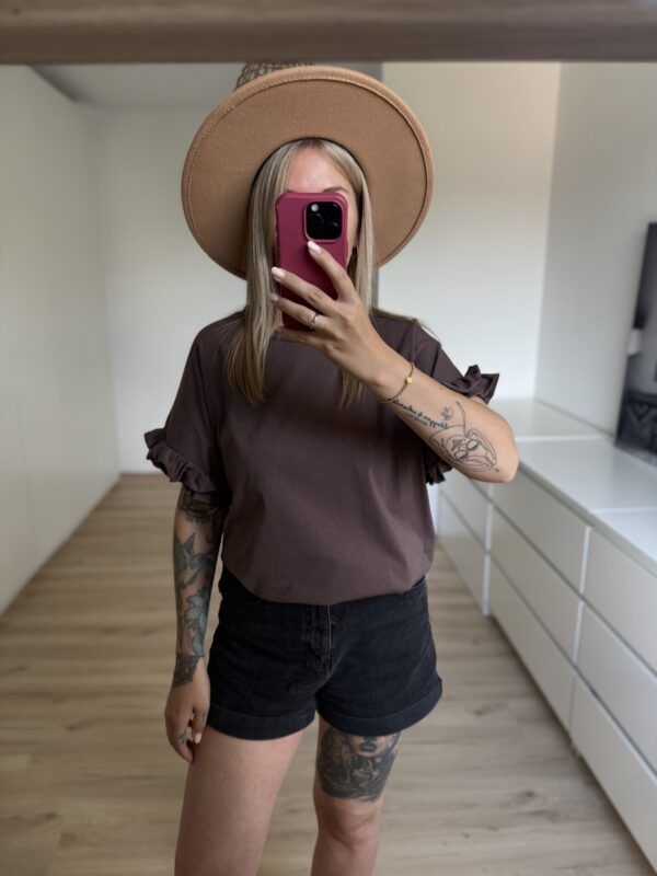 T-Shirt mit Volant Ärmeln – Bild 2