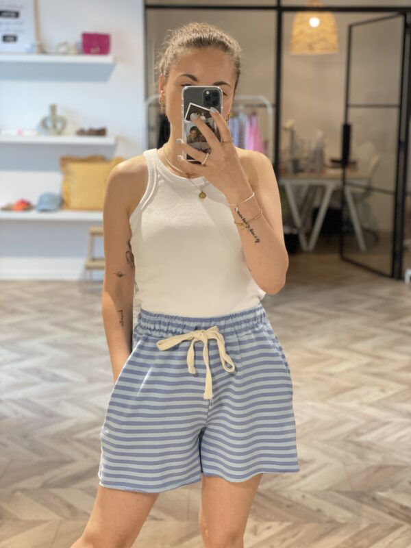 Kurze Streifen Hose Blau
