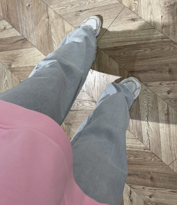 Graue Jeans Mid Waist Wide Leg – Bild 2