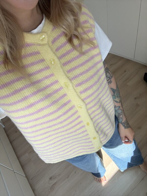 Strickweste Stripes – Bild 2