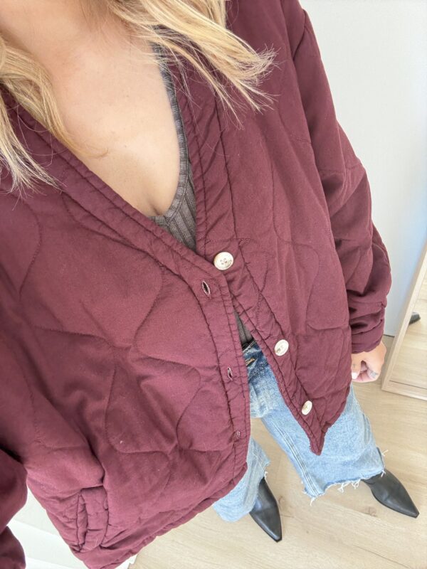 Steppjacke mit Knöpfen – Bild 3